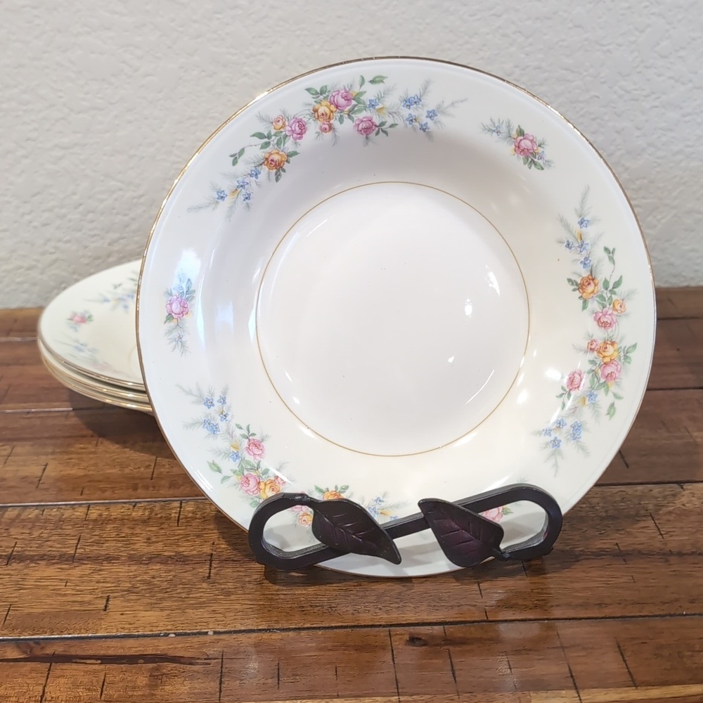 4 Vintage Homer Laughlin Eggshell Nautilus Ferndale China Rimmed Soup Bowls 8.25
